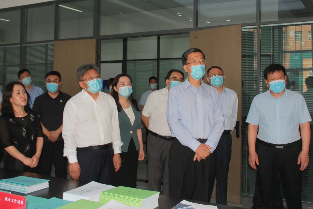 教育部党组书记、部长怀进鹏一行到我校调研