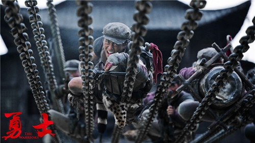 金沙水拍云崖暖,大渡横桥铁索寒"是印刻在中国人脑海里的长征经典;爬